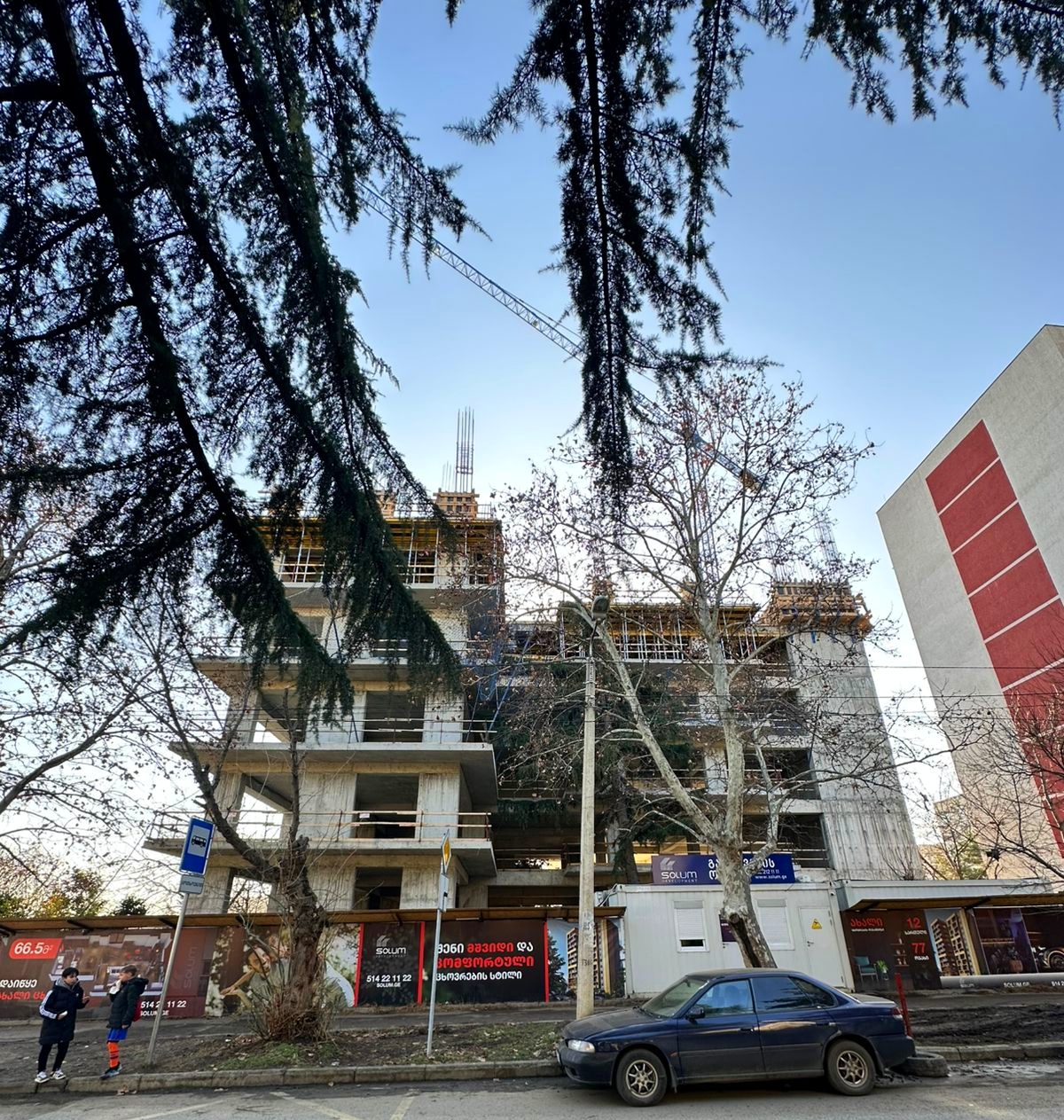 მე-6 სართულის კოლონები